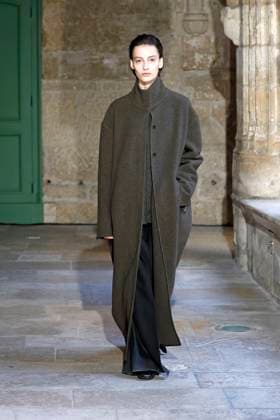 Ruohan Ready to Wear Fall Winter 2025 - Paris, March 2025 Ruohan Ready to Wear Fall Winter 2025 - Paris, March 2025, Credit:Zeppelin Avalon  Copyright: xZeppelinx xAvalonx 0972845582