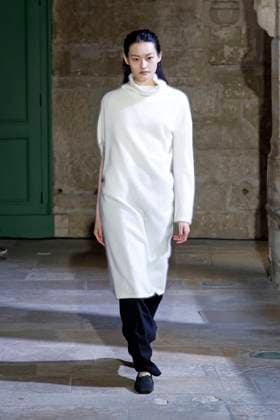Ruohan Ready to Wear Fall Winter 2025 - Paris, March 2025 Ruohan Ready to Wear Fall Winter 2025 - Paris, March 2025, Credit:Zeppelin Avalon  Copyright: xZeppelinx xAvalonx 0972846232