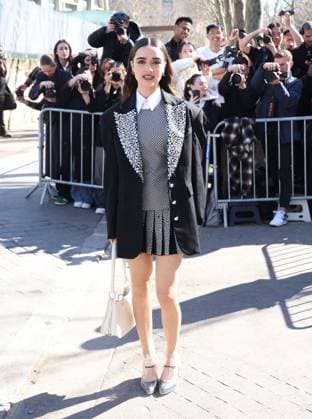 Arrivals at the Rabanne Fashion Collection Ready to Wear Fall Winter 2025 2026 show during Paris Fashion Week PFW at UNESCO headquarters Guest at arrivals at the Rabanne Fashion Collection Ready to Wear Fall Winter 2025 2026 show during Paris Fashion Week PFW at UNESCO headquarters, in Paris, France, March 6, 2025 Denis Guignebourg Bestimage Arrivals at the Rabanne Fashion Collection Ready to Wear Fall Winter 2025 2026 show during Paris Fashion Week PFW at UNESCO headquarters, in Paris, France, March 6, 2025 Paris France  Copyright: xDenisxGuignebourgx xBestimagexDenisxGuignebourgx xBestimagex