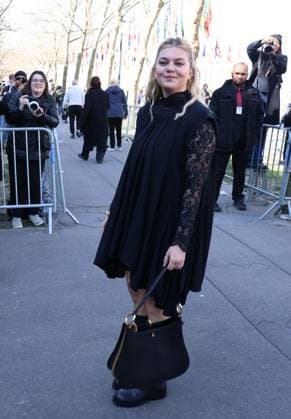 Arrivals at the Rabanne Fashion Collection Ready to Wear Fall Winter 2025 2026 show during Paris Fashion Week PFW at UNESCO headquarters The singer Louane Louane Emera at the arrivals at the Rabanne Fashion Collection Ready to Wear Fall Winter 2025 2026 show during Paris Fashion Week PFW at UNESCO headquarters, in Paris, France, March 6, 2025 Denis Guignebourg Bestimage Arrivals at the Rabanne Fashion Collection Ready to Wear Fall Winter 2025 2026 show during Paris Fashion Week PFW at UNESCO headquarters, in Paris, France, March 6, 2025 Paris France  Copyright: xDenisxGuignebourgx xBestimagexDenisxGuignebourgx xBestimagex