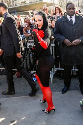 Arrivals at the Off White fashion show, at the headquarters of the French Communist Party PCF , Fashion Collection Ready to Wear Fall Winter 2025 2026 at Paris Fashion Week PFW Doja Cat at the arrivals at the Off White fashion show, at the headquarters of the French Communist Party PCF , Fashion Collection Ready to Wear Fall Winter 2025 2026 at Paris Fashion Week PFW , in Paris, France, March 6, 2025 Christophe Clovis Bestimage Arrivals at the Off White fashion show, at the headquarters of the French Communist Party PCF , Fashion Collection Ready to Wear Fall Winter 2025 2026 during Paris Fashion Week PFW , in Paris, France, March 6, 2025 Paris France Copyright: xChristophexClovisx xBestimagexChristophexClovisx xBestimagex