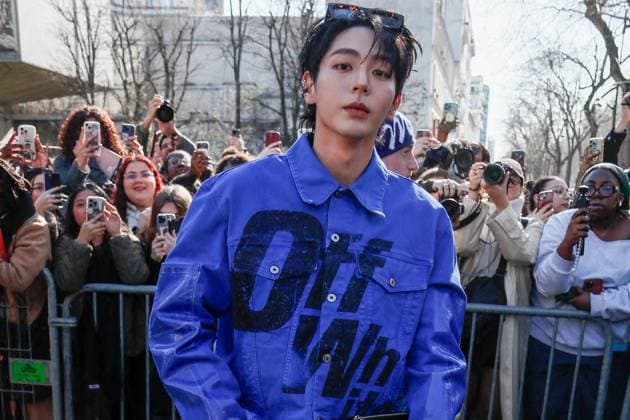 Arrivals at the Off White fashion show, at the headquarters of the French Communist Party PCF , Fashion Collection Ready to Wear Fall Winter 2025 2026 at Paris Fashion Week PFW Poompat Iam samang at arrivals at the Off White fashion show, at the headquarters of the French Communist Party PCF , Fashion Collection Ready to Wear Fall Winter 2025 2026 at Paris Fashion Week PFW , in Paris, France, March 6, 2025 Christophe Clovis Bestimage Arrivals at the Off White fashion show, at the headquarters of the French Communist Party PCF , Fashion Collection Ready to Wear Fall Winter 2025 2026 during Paris Fashion Week PFW , in Paris, France, March 6, 2025 Paris France Copyright: xChristophexClovisx xBestimagexChristophexClovisx xBestimagex