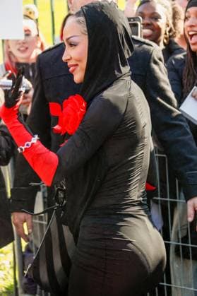 Arrivals at the Off White fashion show, at the headquarters of the French Communist Party PCF , Fashion Collection Ready to Wear Fall Winter 2025 2026 at Paris Fashion Week PFW Doja Cat at the arrivals at the Off White fashion show, at the headquarters of the French Communist Party PCF , Fashion Collection Ready to Wear Fall Winter 2025 2026 at Paris Fashion Week PFW , in Paris, France, March 6, 2025 Christophe Clovis Bestimage Arrivals at the Off White fashion show, at the headquarters of the French Communist Party PCF , Fashion Collection Ready to Wear Fall Winter 2025 2026 during Paris Fashion Week PFW , in Paris, France, March 6, 2025 Paris France Copyright: xChristophexClovisx xBestimagexChristophexClovisx xBestimagex
