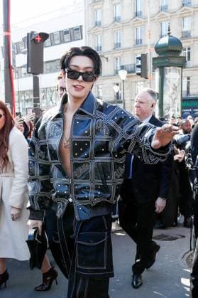 Arrivals at the Off White fashion show, at the headquarters of the French Communist Party PCF , Fashion Collection Ready to Wear Fall Winter 2025 2026 at Paris Fashion Week PFW Song Min gi at the arrivals at the Off White fashion show, at the headquarters of the French Communist Party PCF , Fashion Collection Ready to Wear Fall Winter 2025 2026 at Paris Fashion Week PFW , in Paris, France, March 6, 2025 Christophe Clovis Bestimage Arrivals at the Off White fashion show, at the headquarters of the French Communist Party PCF , Fashion Collection Ready to Wear Fall Winter 2025 2026 during Paris Fashion Week PFW , in Paris, France, March 6, 2025 Paris France  Copyright: xChristophexClovisx xBestimagexChristophexClovisx xBestimagex