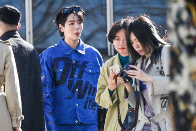 Arrivals at the Off White fashion show, at the headquarters of the French Communist Party PCF , Fashion Collection Ready to Wear Fall Winter 2025 2026 at Paris Fashion Week PFW Poompat Iam samang at arrivals at the Off White fashion show, at the headquarters of the French Communist Party PCF , Fashion Collection Ready to Wear Fall Winter 2025 2026 at Paris Fashion Week PFW , in Paris, France, March 6, 2025 Christophe Clovis Bestimage Arrivals at the Off White fashion show, at the headquarters of the French Communist Party PCF , Fashion Collection Ready to Wear Fall Winter 2025 2026 during Paris Fashion Week PFW , in Paris, France, March 6, 2025 Paris France  Copyright: xChristophexClovisx xBestimagexChristophexClovisx xBestimagex