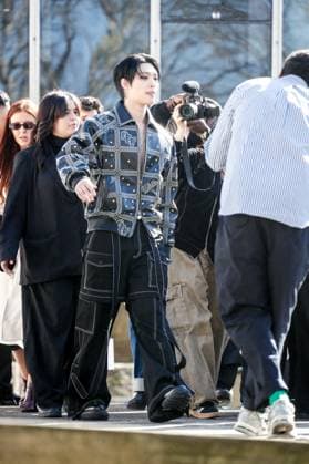 Arrivals at the Off White fashion show, at the headquarters of the French Communist Party PCF , Fashion Collection Ready to Wear Fall Winter 2025 2026 at Paris Fashion Week PFW Song Min gi at arrivals at the Off White fashion show, at the headquarters of the French Communist Party PCF , Fashion Collection Ready to Wear Fall Winter 2025 2026 at Paris Fashion Week PFW , in Paris, France, March 6, 2025 Christophe Clovis Bestimage Arrivals at the Off White fashion show, at the headquarters of the French Communist Party PCF , Fashion Collection Ready to Wear Fall Winter 2025 2026 during Paris Fashion Week PFW , in Paris, France, March 6, 2025 Paris France  Copyright: xChristophexClovisx xBestimagexChristophexClovisx xBestimagex