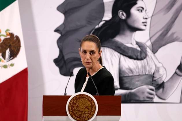 Mexico™s President, Claudia Sheinbaum Holds Briefing Conference Mexican President Claudia Sheinbaum Pardo announced that the 25 percent tariffs imposed by U.S. President, Donald Trump, on Mexican products will be postponed until April 2, during a briefing conference at National Palace. on March 6, 2025 in Mexico City, Mexico. (Photo by Luis Barron Eyepix Group) Copyright: xLuisxBarron xEyepixxGroupx LB_06032025_145877
