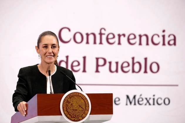 Mexico™s President, Claudia Sheinbaum Holds Briefing Conference Mexican President Claudia Sheinbaum Pardo announced that the 25 percent tariffs imposed by U.S. President, Donald Trump, on Mexican products will be postponed until April 2, during a briefing conference at National Palace. on March 6, 2025 in Mexico City, Mexico. (Photo by Luis Barron Eyepix Group) Copyright: xLuisxBarron xEyepixxGroupx LB_06032025_145884