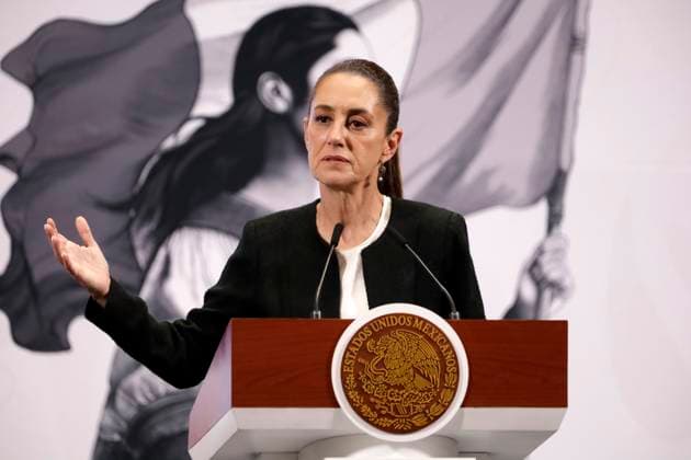 Mexico™s President, Claudia Sheinbaum Holds Briefing Conference Mexican President Claudia Sheinbaum Pardo announced that the 25 percent tariffs imposed by U.S. President, Donald Trump, on Mexican products will be postponed until April 2, during a briefing conference at National Palace. on March 6, 2025 in Mexico City, Mexico. (Photo by Luis Barron Eyepix Group) Copyright: xLuisxBarron xEyepixxGroupx LB_06032025_145889