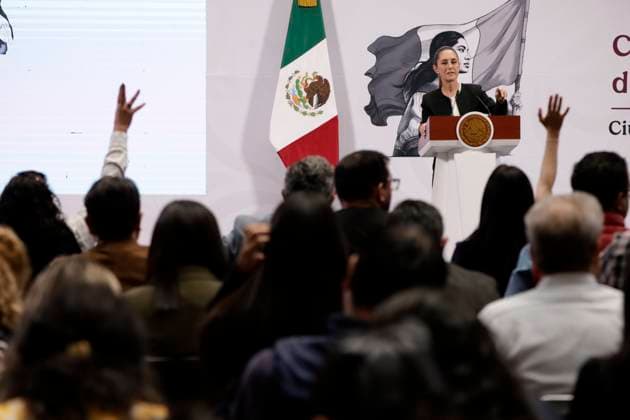 Mexico™s President, Claudia Sheinbaum Holds Briefing Conference Mexican President Claudia Sheinbaum Pardo announced that the 25 percent tariffs imposed by U.S. President, Donald Trump, on Mexican products will be postponed until April 2, during a briefing conference at National Palace. on March 6, 2025 in Mexico City, Mexico. (Photo by Luis Barron Eyepix Group) Copyright: xLuisxBarron xEyepixxGroupx LB_06032025_145890