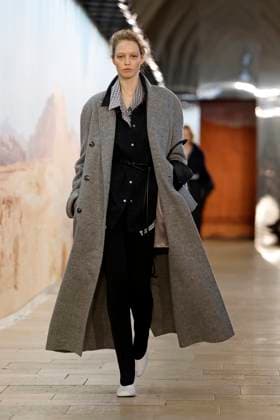 TIME Ready to Wear Fall Winter 2025 - Paris, March 2025 TIME Ready to Wear Fall Winter 2025 - Paris, March 2025, Credit:Zeppelin Avalon  Copyright: xZeppelinx xAvalonx 0972938065