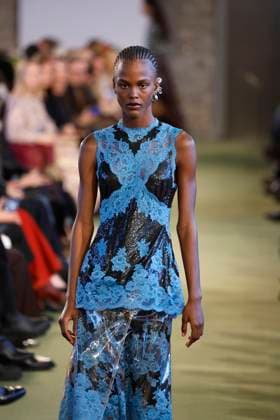 Paco Rabanne Ready to Wear Fall Winter 2025 - Paris, March 2025 Paco Rabanne Ready to Wear Fall Winter 2025 - Paris, March 2025, Credit:Zeppelin Avalon  Copyright: xZeppelinx xAvalonx 0972938883