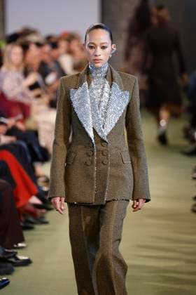 Paco Rabanne Ready to Wear Fall Winter 2025 - Paris, March 2025 Paco Rabanne Ready to Wear Fall Winter 2025 - Paris, March 2025, Credit:Zeppelin Avalon  Copyright: xZeppelinx xAvalonx 0972939531