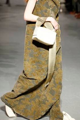 Uma Wang Ready to Wear Fall Winter 2025 - Paris, March 2025 Uma Wang Ready to Wear Fall Winter 2025 - Paris, March 2025, Credit:Zeppelin Avalon  Copyright: xZeppelinx xAvalonx 0972941706