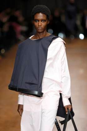 Hodakowa Ready to Wear Fall Winter 2025 - Paris, March 2025 Hodakowa Ready to Wear Fall Winter 2025 - Paris, March 2025, Credit:Zeppelin Avalon  Copyright: xZeppelinx xAvalonx 0972945587