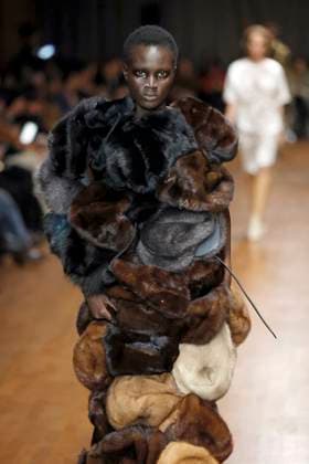 Hodakowa Ready to Wear Fall Winter 2025 - Paris, March 2025 Hodakowa Ready to Wear Fall Winter 2025 - Paris, March 2025, Credit:Zeppelin Avalon  Copyright: xZeppelinx xAvalonx 0972946343