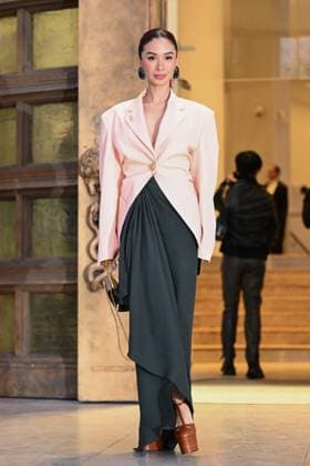 PFW Schiaparelli Arrivals Heart Evangelista attending the Schiaparelli Womenswear Fall Winter 2025-2026 show as part of Paris Fashion Week at L’Observatoire de Paris in Paris, France on March 06, 2025. Photo by Aurore Marechal ABACAPRESS.COM Paris France  Copyright: xMarechalxAurore ABACAx