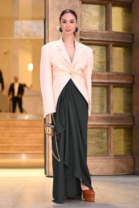 PFW Schiaparelli Arrivals Heart Evangelista attending the Schiaparelli Womenswear Fall Winter 2025-2026 show as part of Paris Fashion Week at L’Observatoire de Paris in Paris, France on March 06, 2025. Photo by Aurore Marechal ABACAPRESS.COM Paris France  Copyright: xMarechalxAurore ABACAx