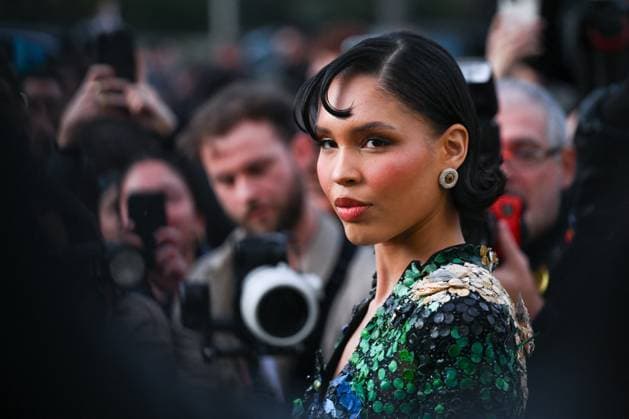PFW Schiaparelli Arrivals Nara Smith attending the Schiaparelli Womenswear Fall Winter 2025-2026 show as part of Paris Fashion Week at L’Observatoire de Paris in Paris, France on March 06, 2025. Photo by Aurore Marechal ABACAPRESS.COM Paris France  Copyright: xMarechalxAurore ABACAx