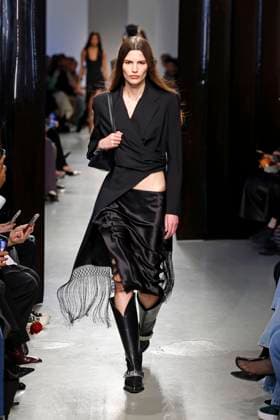 Christopher Esber Ready to wear fall winter 2025 26 Paris March 2025 Christopher Esber Ready to wear fall winter 2025 26 Paris March 2025, Credit:Zeppelin Avalon  Copyright: xZeppelinx xAvalonx 0973051332