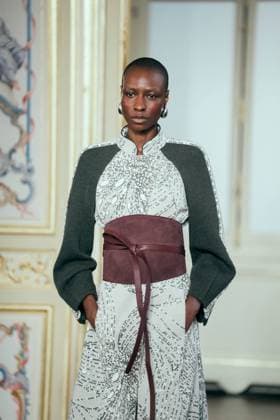 PFW - Leonard Runway A model presents a creation by Leonard Paris for the Womenswear Ready-to-wear Fall-Winter 2025 2026 collection as part of the Paris Fashion Week, in Paris, France on March 7, 2025. Photo by Alexis Jumeau ABACAPRESS.COM Paris France  Copyright: xJumeauxAlexis ABACAx