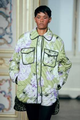 PFW - Leonard Runway A model presents a creation by Leonard Paris for the Womenswear Ready-to-wear Fall-Winter 2025 2026 collection as part of the Paris Fashion Week, in Paris, France on March 7, 2025. Photo by Alexis Jumeau ABACAPRESS.COM Paris France  Copyright: xJumeauxAlexis ABACAx