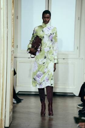 PFW - Leonard Runway A model presents a creation by Leonard Paris for the Womenswear Ready-to-wear Fall-Winter 2025 2026 collection as part of the Paris Fashion Week, in Paris, France on March 7, 2025. Photo by Alexis Jumeau ABACAPRESS.COM Paris France  Copyright: xJumeauxAlexis ABACAx