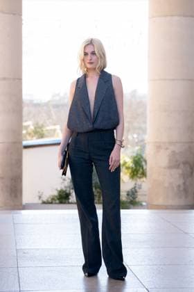PFW - Christopher Esber Street Style People attending the Christopher Esber show as part of Paris Fashion Week at the Palais de Tokyo on March 06, 2025 in Paris, France. Photo by Gaelle Abrard ABACAPRESS.COM Paris France  Copyright: xAbrardxGaelle ABACAx