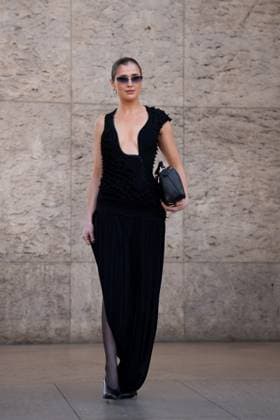 PFW - Christopher Esber Street Style People attending the Christopher Esber show as part of Paris Fashion Week at the Palais de Tokyo on March 06, 2025 in Paris, France. Photo by Gaelle Abrard ABACAPRESS.COM Paris France  Copyright: xAbrardxGaelle ABACAx
