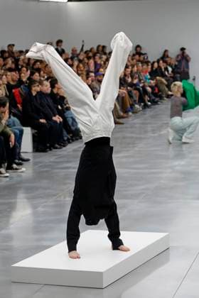 Issey Miyake Ready to Wear Fall Winter 2025 - Paris, March 2025 Issey Miyake Ready to Wear Fall Winter 2025 - Paris, March 2025, Credit:Zeppelin Avalon  Copyright: xZeppelinx xAvalonx 0973405036
