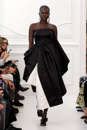 Givenchy Ready to Wear Fall Winter 2025 - Paris, March 2025 Givenchy Ready to Wear Fall Winter 2025 - Paris, March 2025, Credit:Zeppelin Avalon  Copyright: xZeppelinx xAvalonx 0973407823