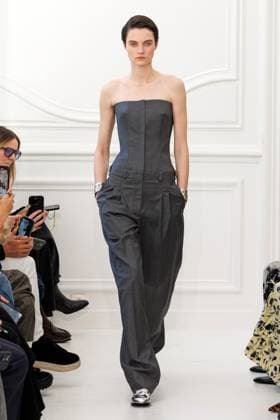 Givenchy Ready to Wear Fall Winter 2025 - Paris, March 2025 Givenchy Ready to Wear Fall Winter 2025 - Paris, March 2025, Credit:Zeppelin Avalon  Copyright: xZeppelinx xAvalonx 0973408126