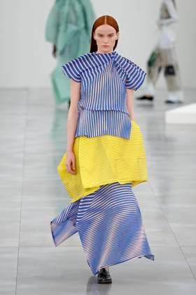 Issey Miyake Ready to Wear Fall Winter 2025 - Paris, March 2025 Issey Miyake Ready to Wear Fall Winter 2025 - Paris, March 2025, Credit:Zeppelin Avalon  Copyright: xZeppelinx xAvalonx 0973406281