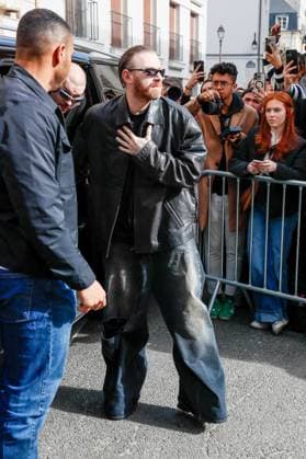 Arrivals at the Gambattista Valli Fashion Collection Ready to Wear Fall Winter 2025 2026 show during Paris Fashion Week PFW at the HotelPozzo di Borgo Guest at arrivals at the Gambattista Valli Fashion Collection Ready to Wear Fall Winter 2025 2026 show during Paris Fashion Week PFW at the HotelPozzo di Borgo, in Paris, France, on March 7, 2025 Christophe Clovis Bestimage Arrivals at the Gambattista Valli Fashion Collection Ready to Wear Fall Winter 2025 2026 show during Paris Fashion Week PFW at the Hotel Pozzo di Borgo, in Paris, France, on March 7, 2025 Paris France  Copyright: xChristophexClovisx xBestimagexChristophexClovisx xBestimagex