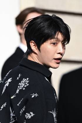PFW Givenchy Arrivals Fan Cheng Cheng attending the Givenchy Womenswear Fall Winter 2025-2026 show as part of Paris Fashion Week in Paris, France on March 07, 2025. Photo by Aurore Marechal ABACAPRESS.COM Paris France  Copyright: xMarechalxAurore ABACAx