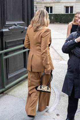 PFW - Nina Ricci PAP - Arrivals NB Kim Cattrall attends Nina Ricci Womenswear Fall Winter 2025-2026 show as part of Paris Fashion Week on March 07, 2025 in Paris, France. Photo by Nasser Berzane ABACAPRESS.COM Paris France  Copyright: xBerzanexNasser ABACAx