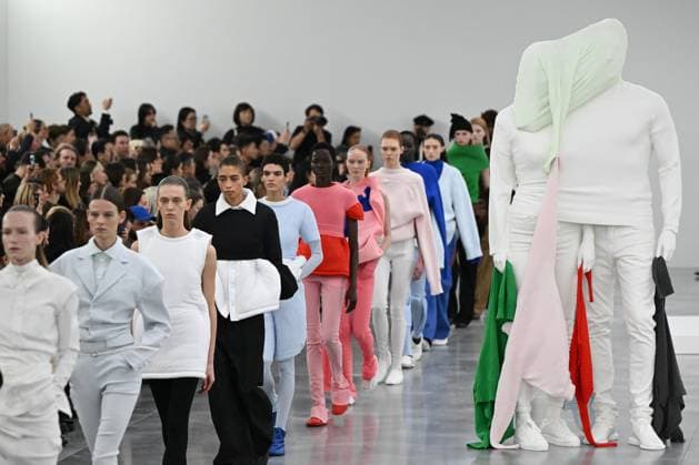 PFW Issey Miyake Runway Models walk the runway during the Issey Miyake Womenswear Fall Winter 2025-2026 show as part of Paris Fashion Week in Paris, France on March 07, 2025. Photo by Aurore Marechal ABACAPRESS.COM Paris France  Copyright: xMarechalxAurore ABACAx