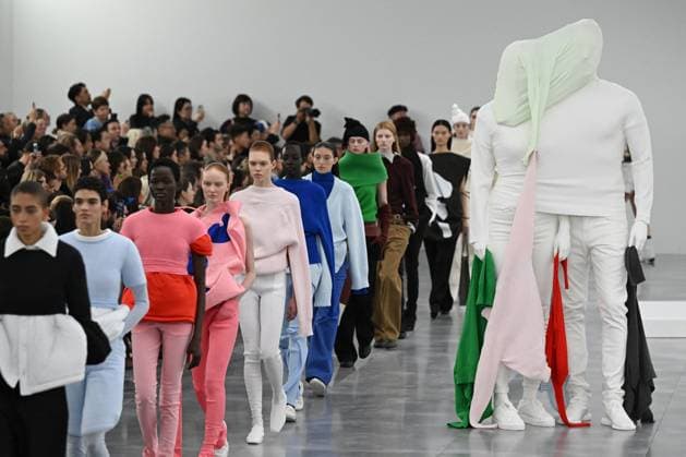 PFW Issey Miyake Runway Models walk the runway during the Issey Miyake Womenswear Fall Winter 2025-2026 show as part of Paris Fashion Week in Paris, France on March 07, 2025. Photo by Aurore Marechal ABACAPRESS.COM Paris France  Copyright: xMarechalxAurore ABACAx