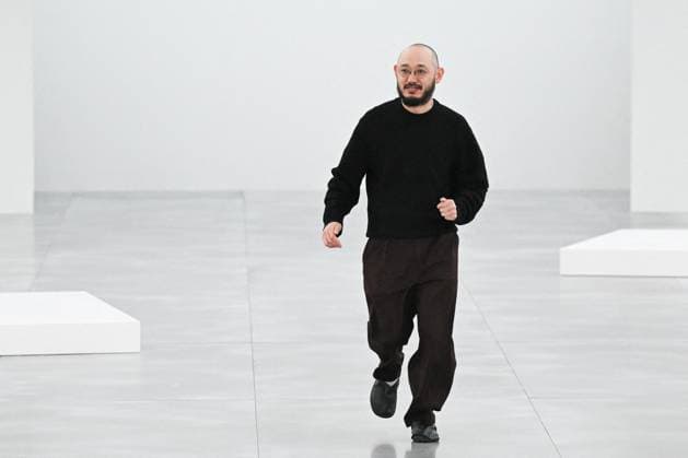 PFW Issey Miyake Runway Designer Satoshi Kondo makes an appearance on the runway during the Issey Miyake Womenswear Fall Winter 2025-2026 show as part of Paris Fashion Week in Paris, France on March 07, 2025. Photo by Aurore Marechal ABACAPRESS.COM Paris France  Copyright: xMarechalxAurore ABACAx