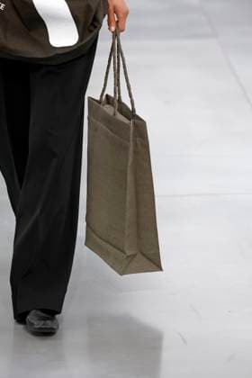 Issey Miyake, Ready to Wear Fall Winter 2025 - Paris, March 2025 Issey Miyake, Ready to Wear Fall Winter 2025 - Paris, March 2025, Credit:Zeppelin Avalon  Copyright: xZeppelinx xAvalonx 0973484869