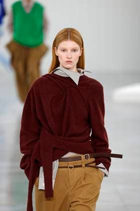 Issey Miyake, Ready to Wear Fall Winter 2025 - Paris, March 2025 Issey Miyake, Ready to Wear Fall Winter 2025 - Paris, March 2025, Credit:Zeppelin Avalon  Copyright: xZeppelinx xAvalonx 0973484937