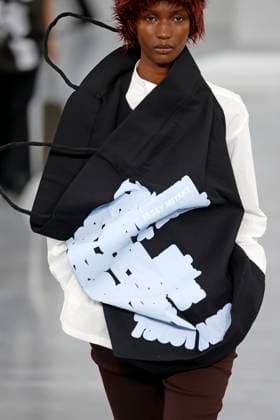 Issey Miyake, Ready to Wear Fall Winter 2025 - Paris, March 2025 Issey Miyake, Ready to Wear Fall Winter 2025 - Paris, March 2025, Credit:Zeppelin Avalon  Copyright: xZeppelinx xAvalonx 0973485117