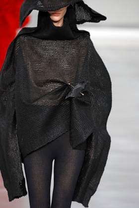 Issey Miyake, Ready to Wear Fall Winter 2025 - Paris, March 2025 Issey Miyake, Ready to Wear Fall Winter 2025 - Paris, March 2025, Credit:Zeppelin Avalon  Copyright: xZeppelinx xAvalonx 0973485576