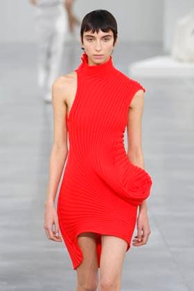 Issey Miyake, Ready to Wear Fall Winter 2025 - Paris, March 2025 Issey Miyake, Ready to Wear Fall Winter 2025 - Paris, March 2025, Credit:Zeppelin Avalon  Copyright: xZeppelinx xAvalonx 0973486069