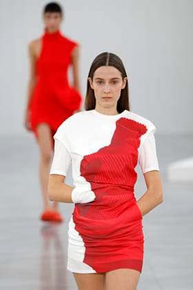 Issey Miyake, Ready to Wear Fall Winter 2025 - Paris, March 2025 Issey Miyake, Ready to Wear Fall Winter 2025 - Paris, March 2025, Credit:Zeppelin Avalon  Copyright: xZeppelinx xAvalonx 0973486395