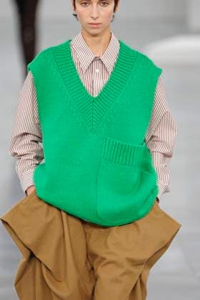Issey Miyake, Ready to Wear Fall Winter 2025 - Paris, March 2025 Issey Miyake, Ready to Wear Fall Winter 2025 - Paris, March 2025, Credit:Zeppelin Avalon  Copyright: xZeppelinx xAvalonx 0973486854