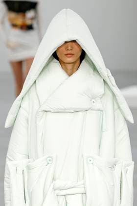Issey Miyake, Ready to Wear Fall Winter 2025 - Paris, March 2025 Issey Miyake, Ready to Wear Fall Winter 2025 - Paris, March 2025, Credit:Zeppelin Avalon  Copyright: xZeppelinx xAvalonx 0973487389