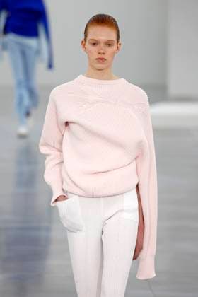Issey Miyake, Ready to Wear Fall Winter 2025 - Paris, March 2025 Issey Miyake, Ready to Wear Fall Winter 2025 - Paris, March 2025, Credit:Zeppelin Avalon  Copyright: xZeppelinx xAvalonx 0973487630