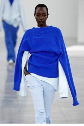 Issey Miyake Ready to Wear Fall Winter 2025 - Paris, March 2025 Issey Miyake Ready to Wear Fall Winter 2025 - Paris, March 2025, Credit:Zeppelin Avalon  Copyright: xZeppelinx xAvalonx 0973487863