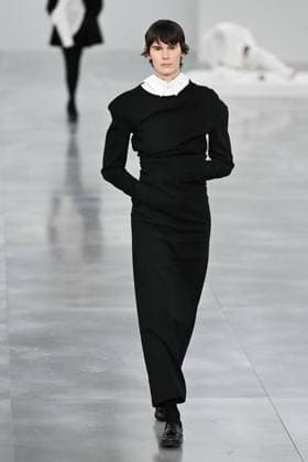 PFW Issey Miyake Runway A model walks the runway during the Issey Miyake Womenswear Fall Winter 2025-2026 show as part of Paris Fashion Week in Paris, France on March 07, 2025. Photo by Aurore Marechal ABACAPRESS.COM Paris France  Copyright: xMarechalxAurore ABACAx